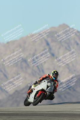 media/Dec-04-2025-Racers Edge (Thu) [[5ebc9f124d]]/3-B Group/6-Session 4 (Turn 9)/